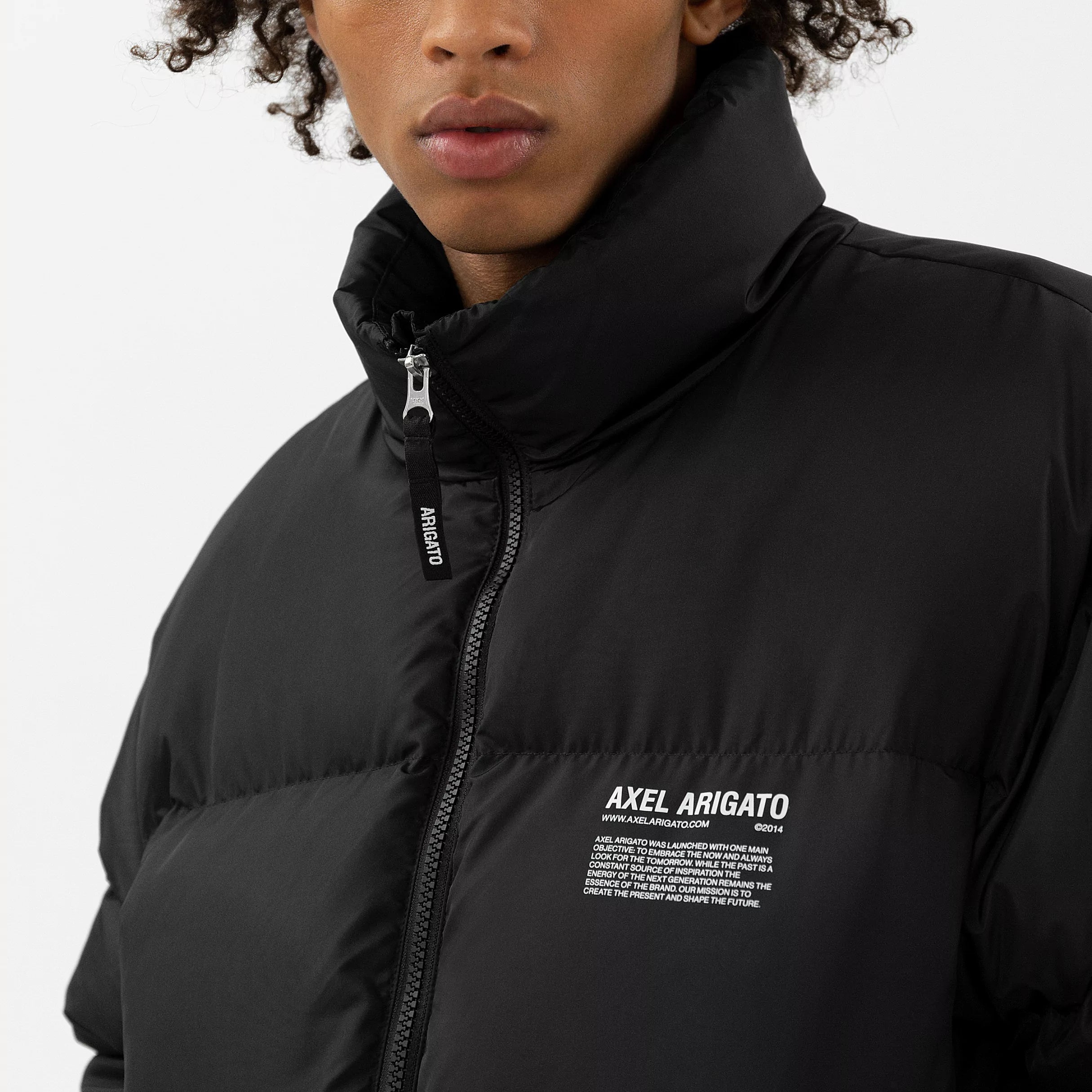 Axel Arigato - Observer Puffer Jacket in Black