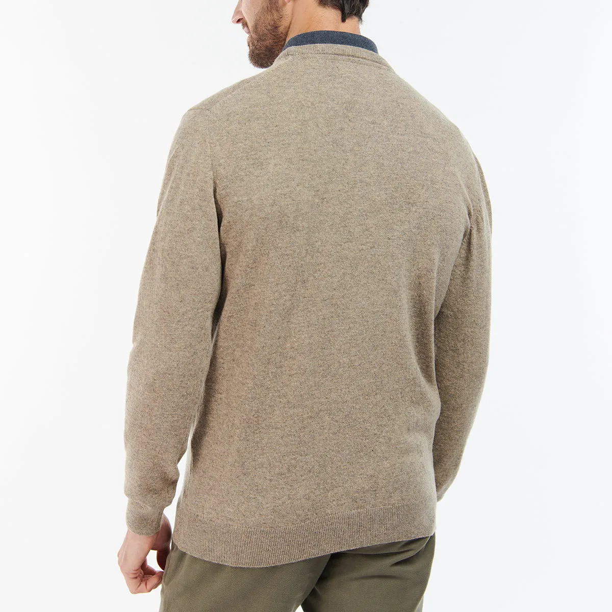 Barbour - Essential Lambswool Crew Neck Jumper in Fossil