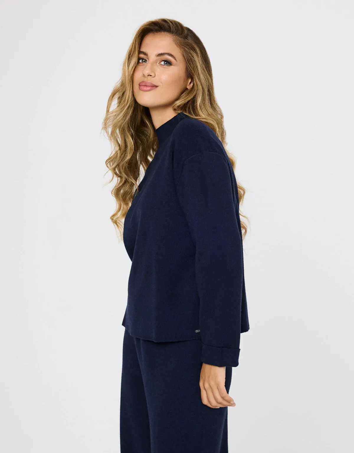 Long Sleeve Sweater Navy Blue - Hariki