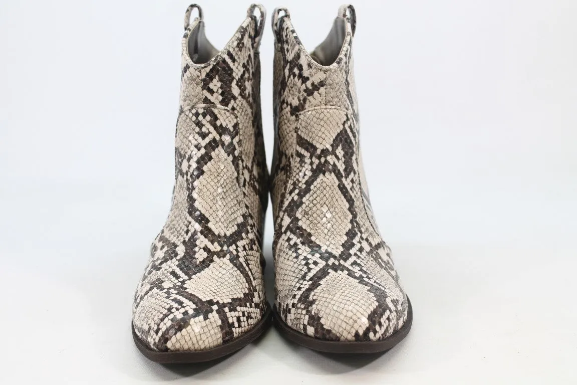 Style & Co. Myrenna Women's Natural Snake Boots 6M(ZAP12014)